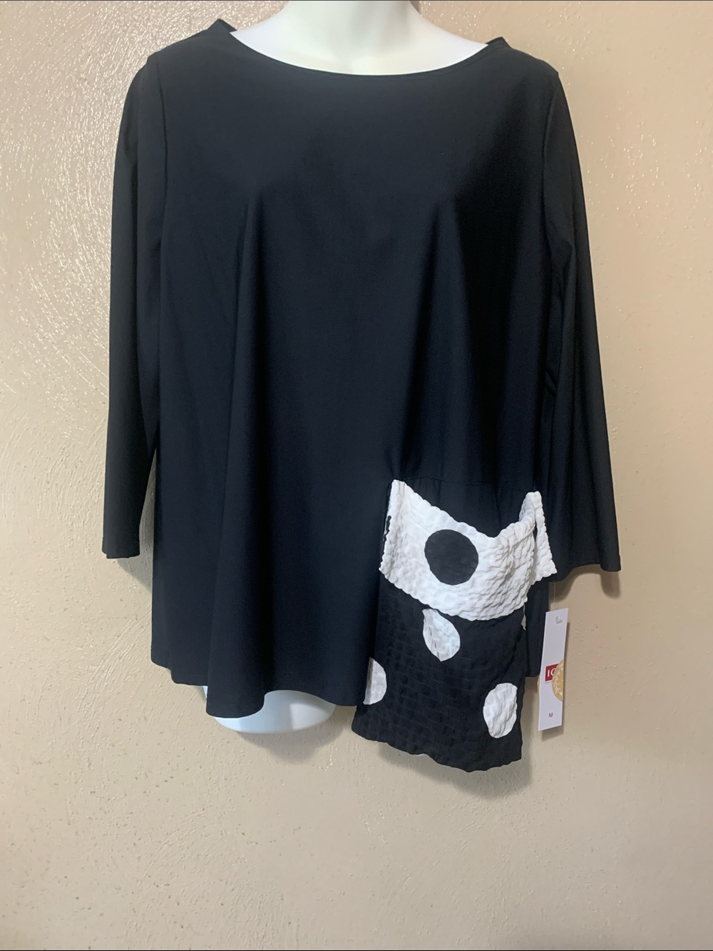 IC COLLECTION size M Black Top Asymmetrical White Polka Patch Detail NWT